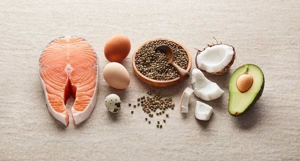 Bej Arka Planda Keto Diyeti Için Sağlıklı Yiyecekler — Stok fotoğraf