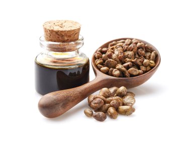 Tahta kaşıkta propolis tanecikli propolis tentürü. Doğal antibiyotik.