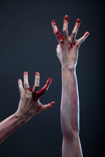 Zombie mani insanguinate — Foto Stock