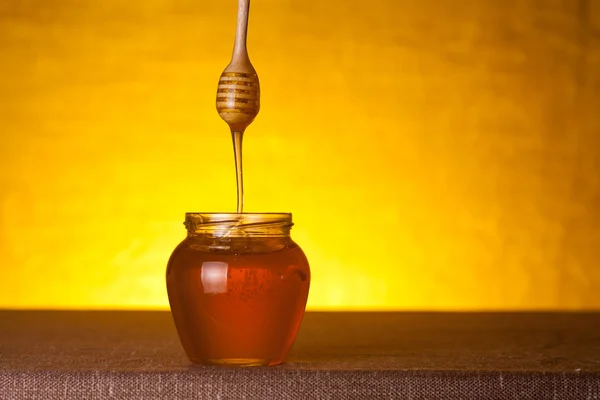 Honey jar — Stock Photo, Image