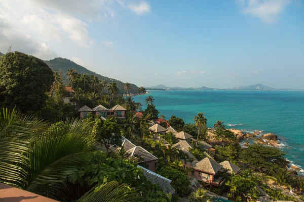 Tropical settlement with sea view — Stock Photo, Image