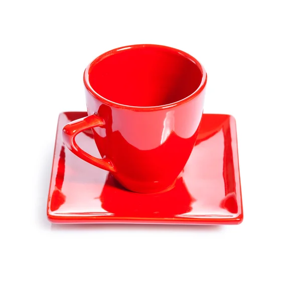 Une tasse de café rouge isolé — Photo