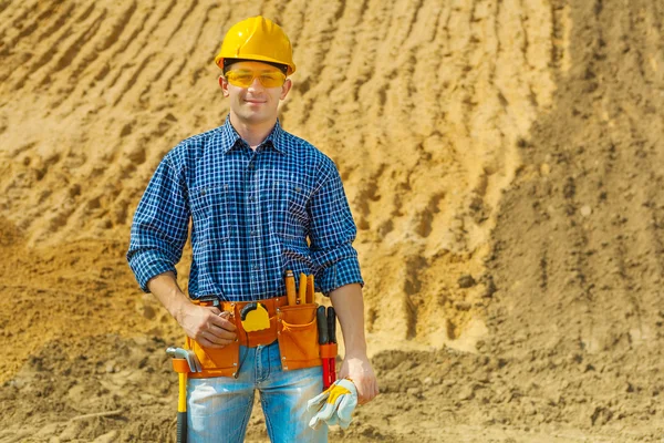 Lavoratore con strumenti — Foto Stock