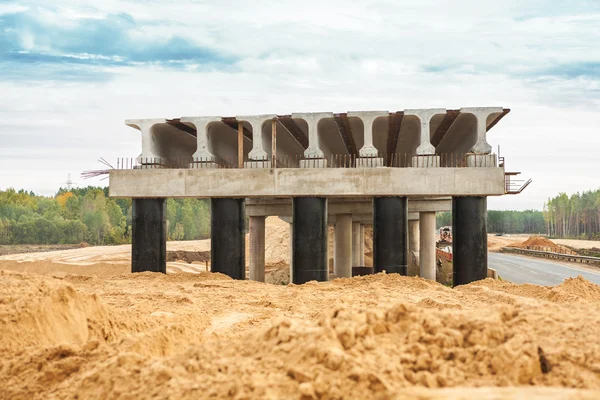 Ponte em construção — Fotografia de Stock