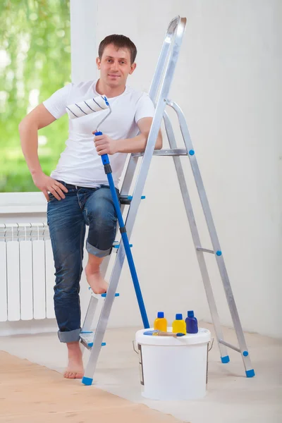 Painter with paintroller — Stock Photo, Image