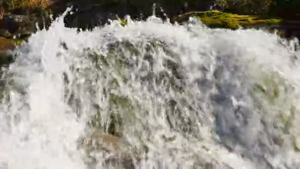 1920x1080 hidef, hdv - Small waterfall — Stock Video