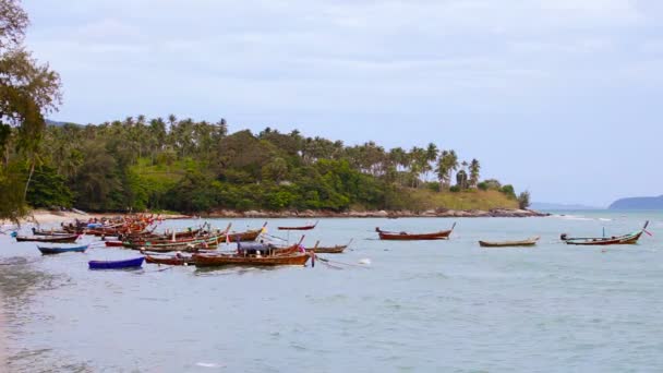 1920x1080 video - Anchored thai traditional wooden boats — Stock Video