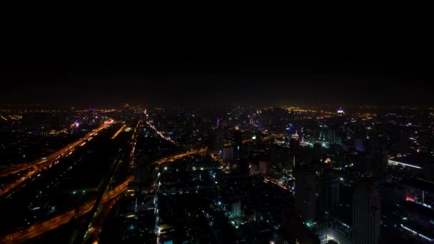 Stad bij nacht - uitzicht vanaf de top. Bangkok, thailand — Stockvideo