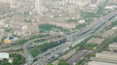 1920 x 1080 video - bulutlu havalarda modern şehir panoraması. Tayland, bangkok Üstten Görünüm