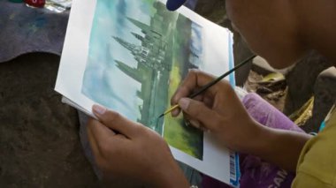Siem reap, Kamboçya - 22 Aralık 2013: popüler turistik cazibe WAT angkor kimliği belirsiz boya resim.