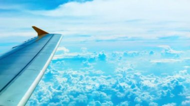 video 1080p - bulutlar ve uçak Kabin den kanat parlak görünümü
