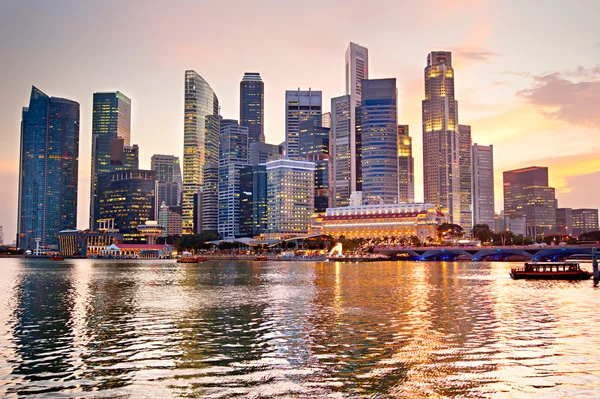 Singapore bei Sonnenuntergang — Stockfoto