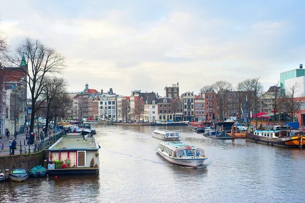 Amsterdam cruceros en barco —  Fotos de Stock