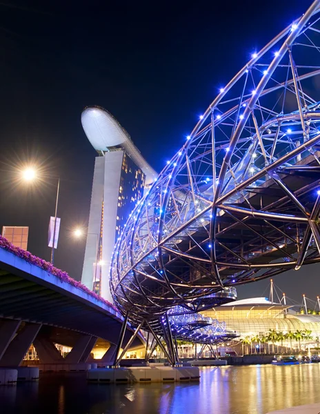 Helix köprü gece manzarası — Stok fotoğraf