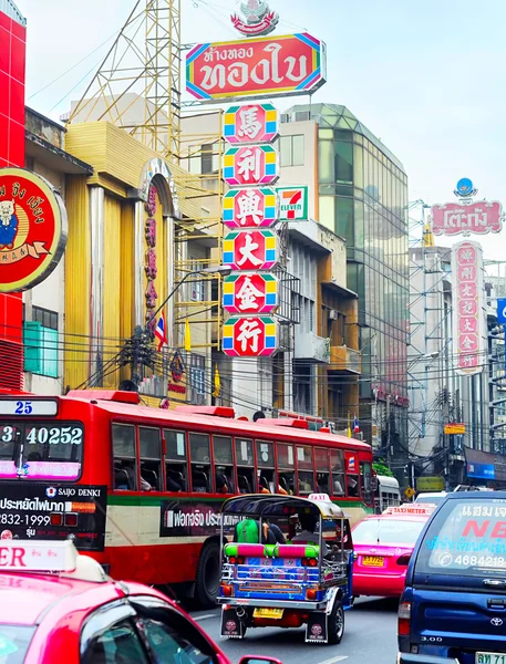 Estrada de chinatown de Bangkok — Fotografia de Stock