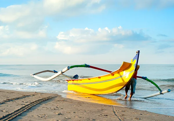 Bali-Fischerboot — Stockfoto