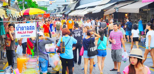 Chatuchak weekend markt — Stockfoto