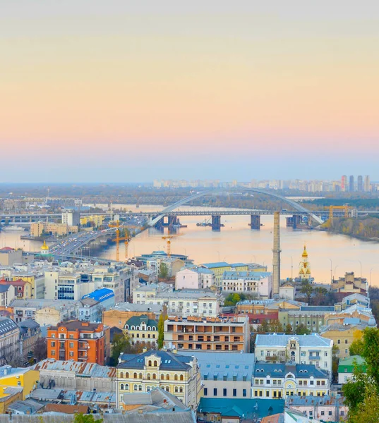 Vista Podil Distrito Histórico Margem Rio Dnipro Kiev Ucrânia — Fotografia de Stock