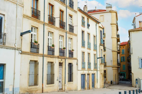 Old Town Narrow Street Traditional Architecture Buildings Beziers France —  Fotos de Stock