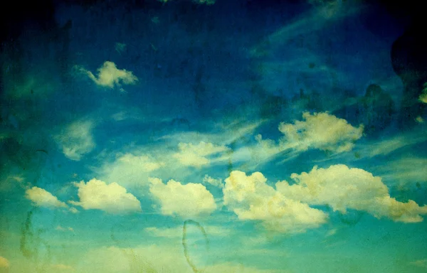 Retro bulutlu gökyüzü — Stok fotoğraf