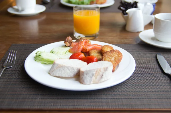 Steak und Gemüse — Stockfoto