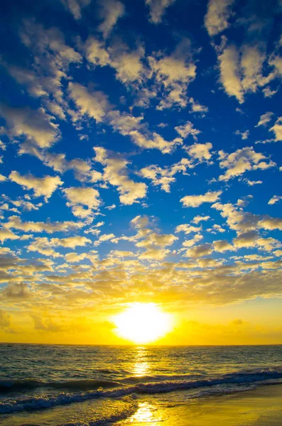Zachód słońca nad morzem — Zdjęcie stockowe