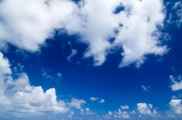 Cielo azul —  Fotos de Stock