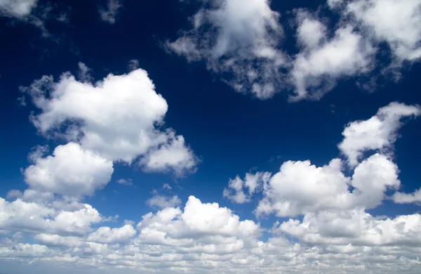 Céu azul — Fotografia de Stock