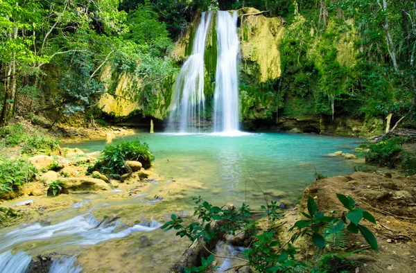 Waterfall — Stock Photo, Image