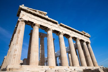 Parthenon Akropolis üzerindeki
