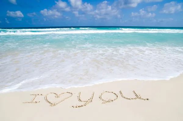 Plaża i miłości w piasku — Zdjęcie stockowe