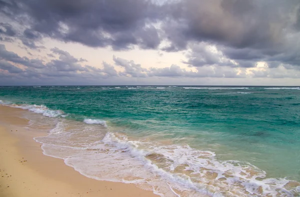 Solnedgång över havet — Stockfoto