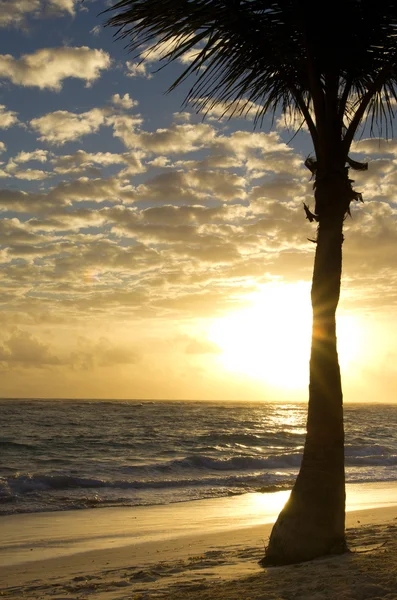 Pôr do sol acima do mar — Fotografia de Stock