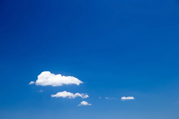 White clouds — Stock Photo, Image