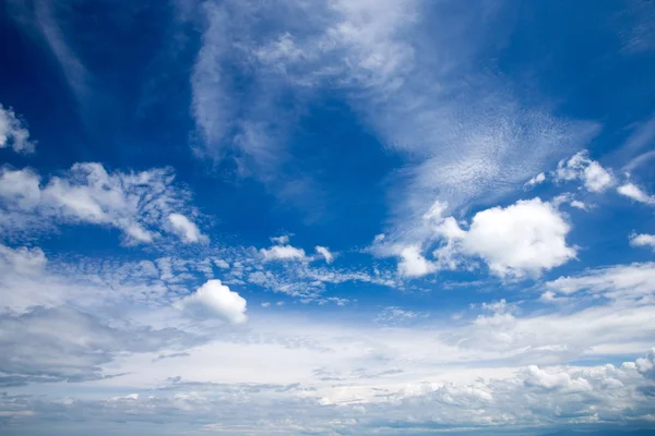 Nuvens — Fotografia de Stock