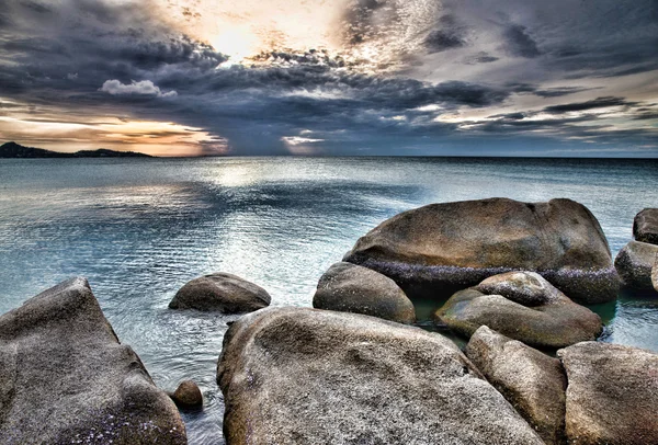 Sonnenuntergang über dem Meer — Stockfoto