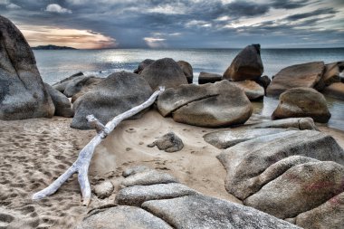  Denizin üzerinde gün batımı