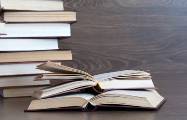 Kitap yığını