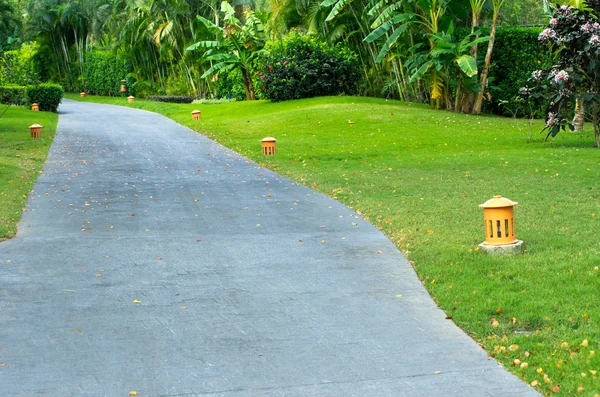 Gartenweg — Stockfoto