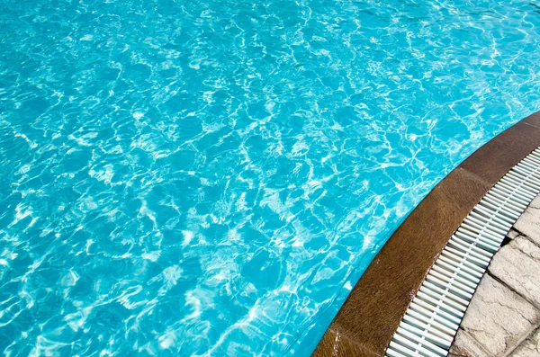 Pool im Hotel — Stockfoto