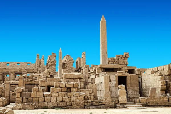 Obelisco da Rainha Hapshetsut em Karnak, Egito — Fotografia de Stock