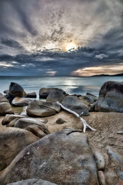 Puesta de sol sobre el mar — Foto de Stock