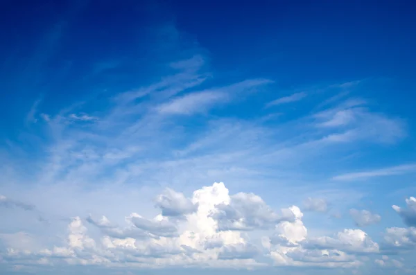 Cielo azul —  Fotos de Stock