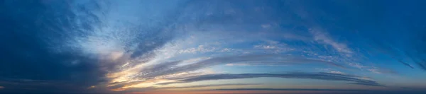 Cielo Panoramico Bella Nuvola Sullo Sfondo Del Cielo Alba Sky — Foto Stock
