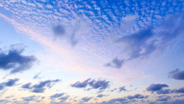 Wolken Blauwe Lucht — Stockfoto