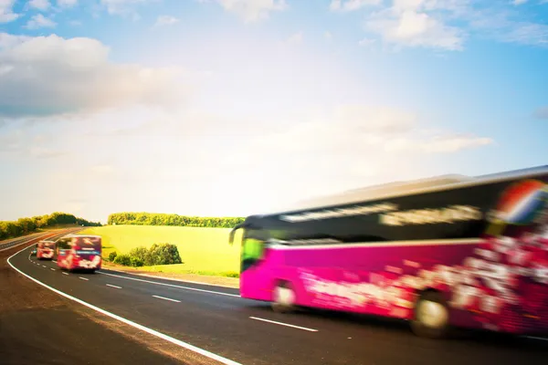 Autobuses en la carretera —  Fotos de Stock