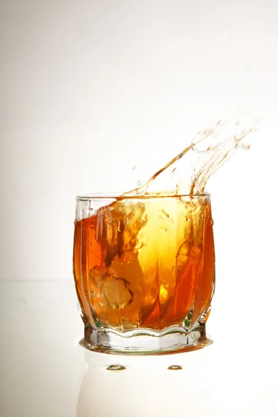 Spruzzando in un brandy — Foto Stock