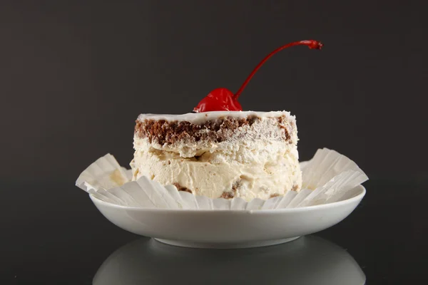 Bolo doce com frutas — Fotografia de Stock