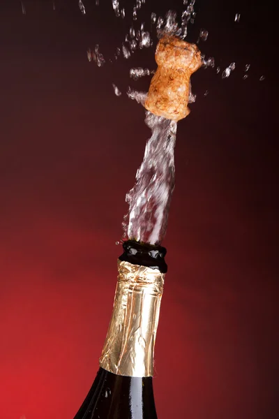 Close-up van champagne explosie — Stockfoto