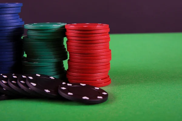 Fichas de poker coloridas — Fotografia de Stock